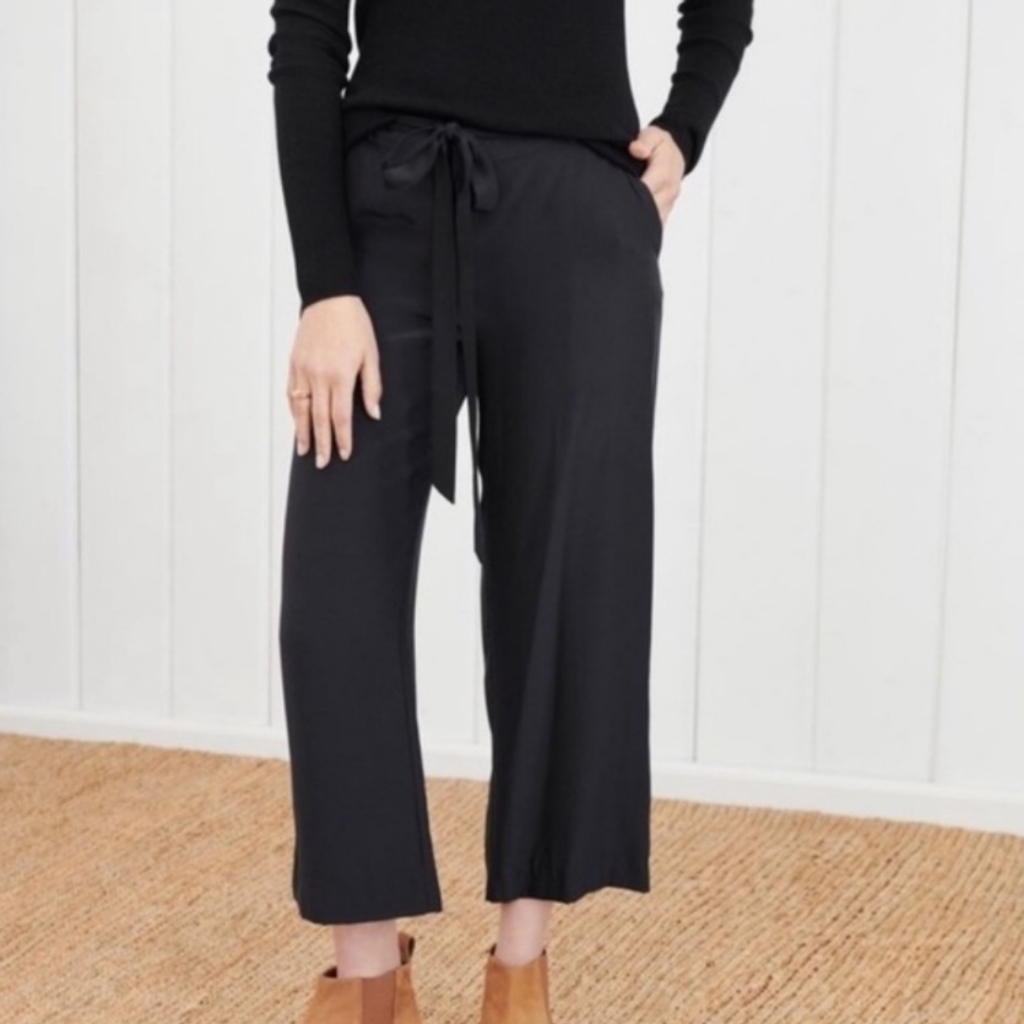 Jenni Kayne Black Silk Cropped Pants S
